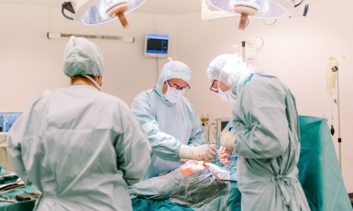 Dr. Zoran Aleksijević