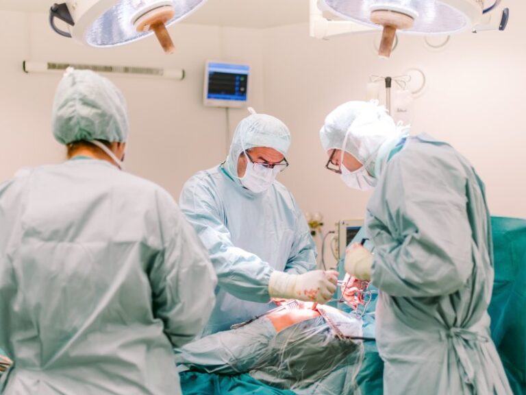 Dr. Zoran Aleksijević